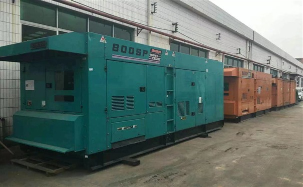 阿图什上海建工一建大波纹箱定制案例